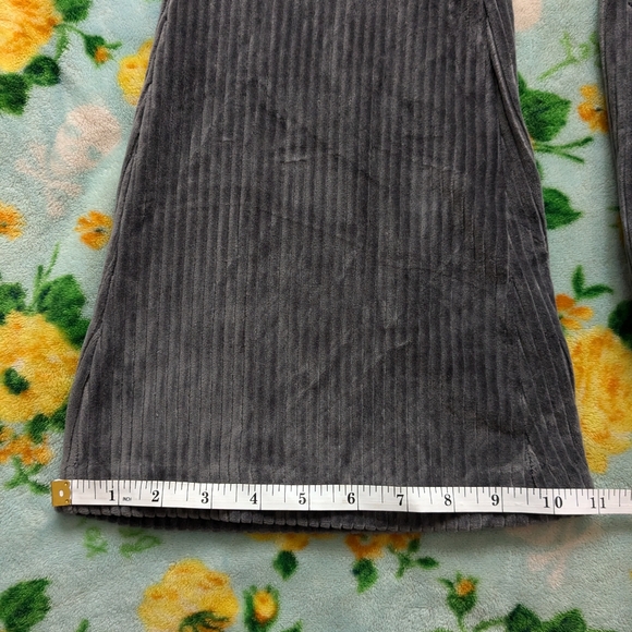 Gray Aerie size Xs Flare velour pants - Picture 4 of 4